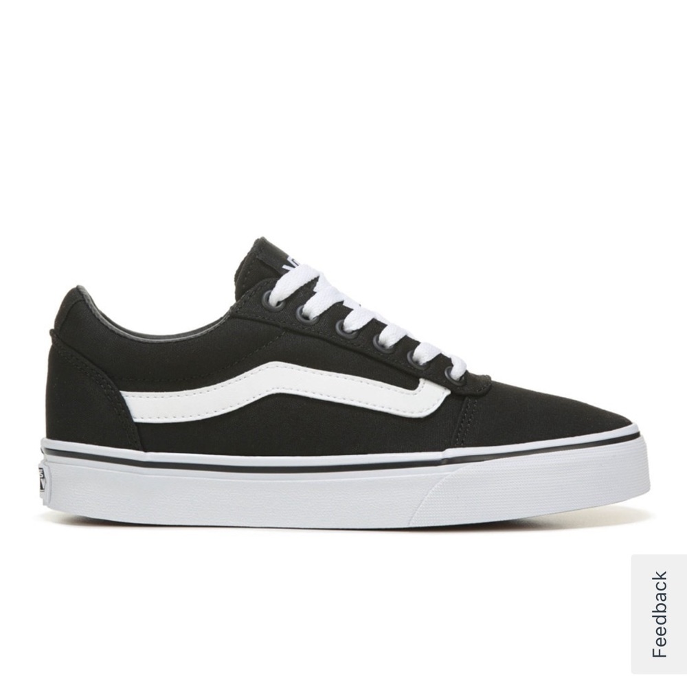 Vans Women’s 8.5 Ward Low Top Sneaker